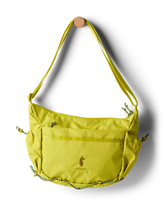 Viaje 9L Shoulder Bag