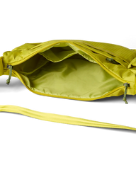 Viaje 9L Shoulder Bag